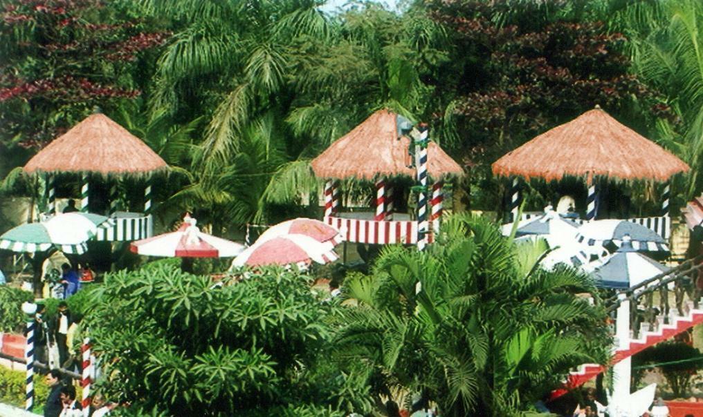 כלכותה Palm Village Resort מראה חיצוני תמונה