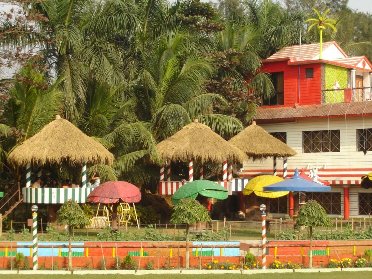 כלכותה Palm Village Resort מראה חיצוני תמונה